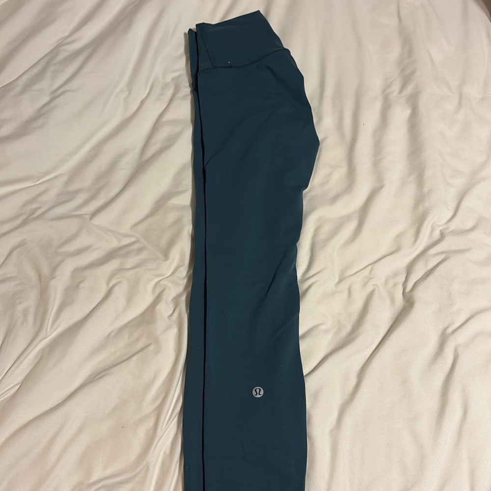 selling size 2 wonder train high rise Lululemon leggings tight 28